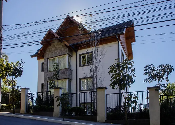 Pet friendly Apartamento Moderno E Aconchegante Em Gramado Apartment