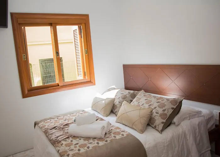 Gramado hotels near Rua Coberta
