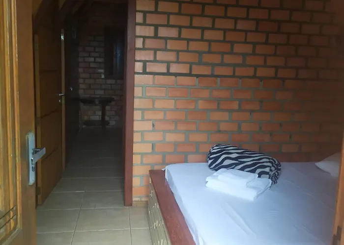 Pousada Entre Gramado E Canela, Estacionamento, Facil Acesso