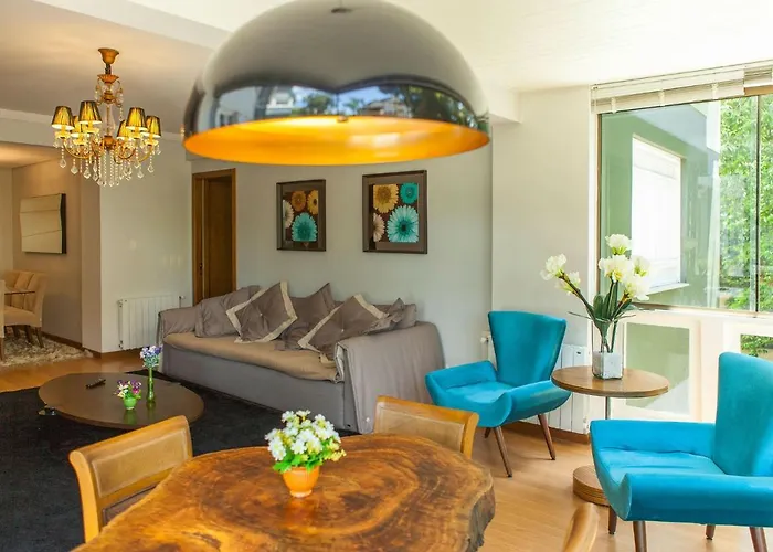 Pet friendly 300 Metros, Rua Torta Centro - Bosque De Asturias 106 Apartment Gramado