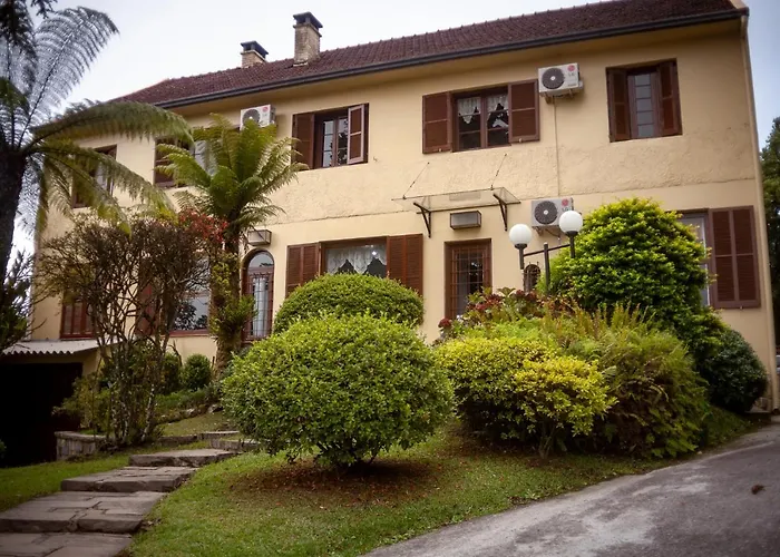 Gramado Dog Friendly Hotels near Casa do Colono